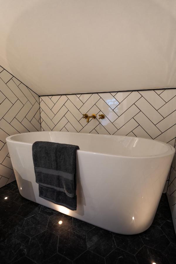 Loft On The Crescent - 5 Star Scottish Luxury - Prime West End Location Apartment กลาสโกว์ ภายนอก รูปภาพ