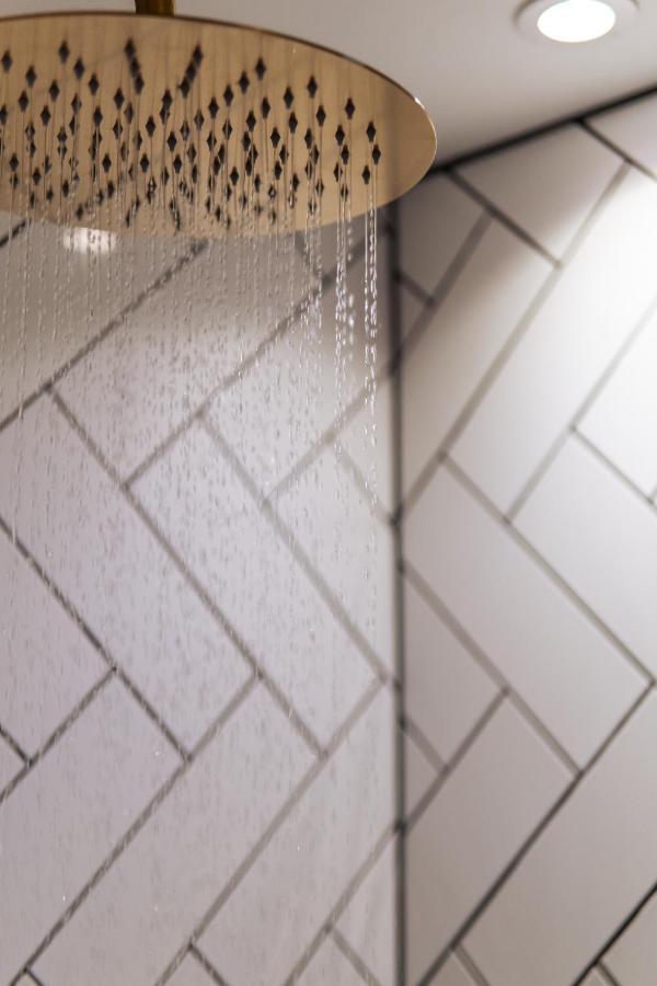 Loft On The Crescent - 5 Star Scottish Luxury - Prime West End Location Apartment กลาสโกว์ ภายนอก รูปภาพ
